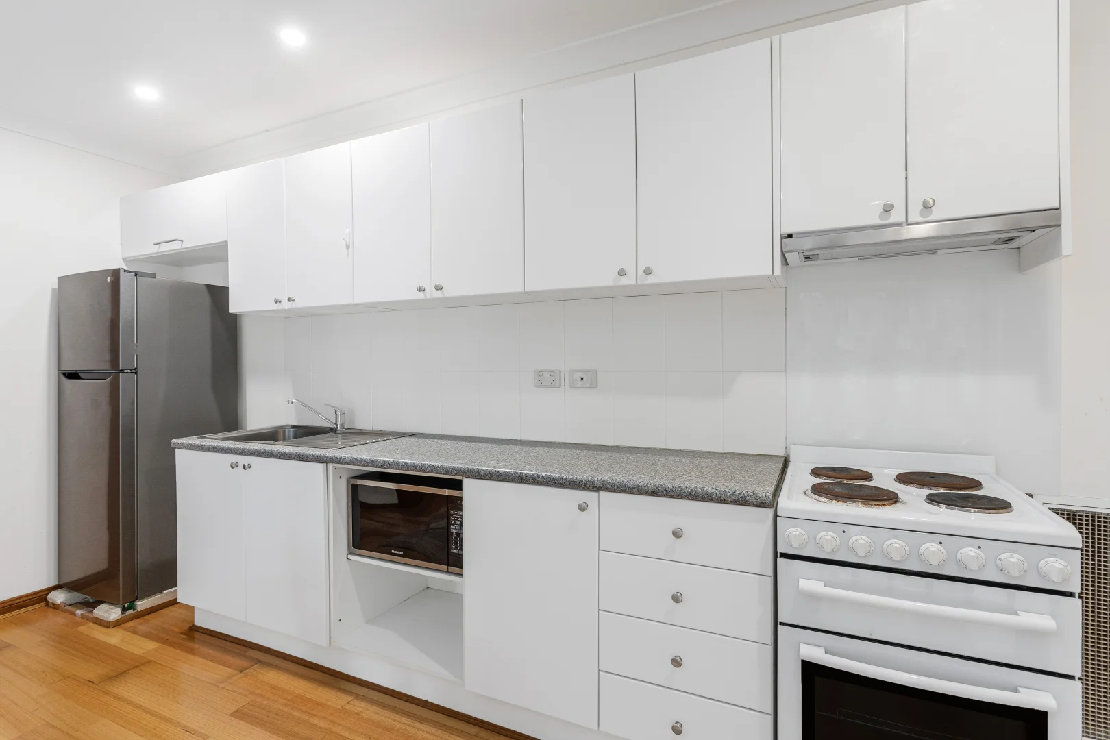 Additional image 5 of Flat/98 Manor Road, Hornsby NSW 2077