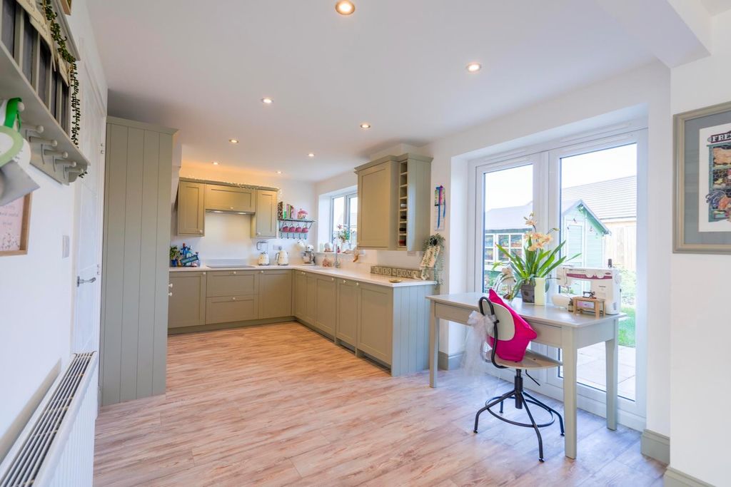 3 bed detached house for salePoppy Drive, Blyth NE24 photo 3
