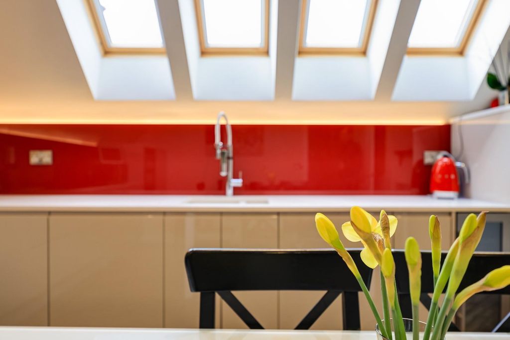 Additional image 15 of 2 bed flat for sale193 Huntingdon Road, Cambridge CB3