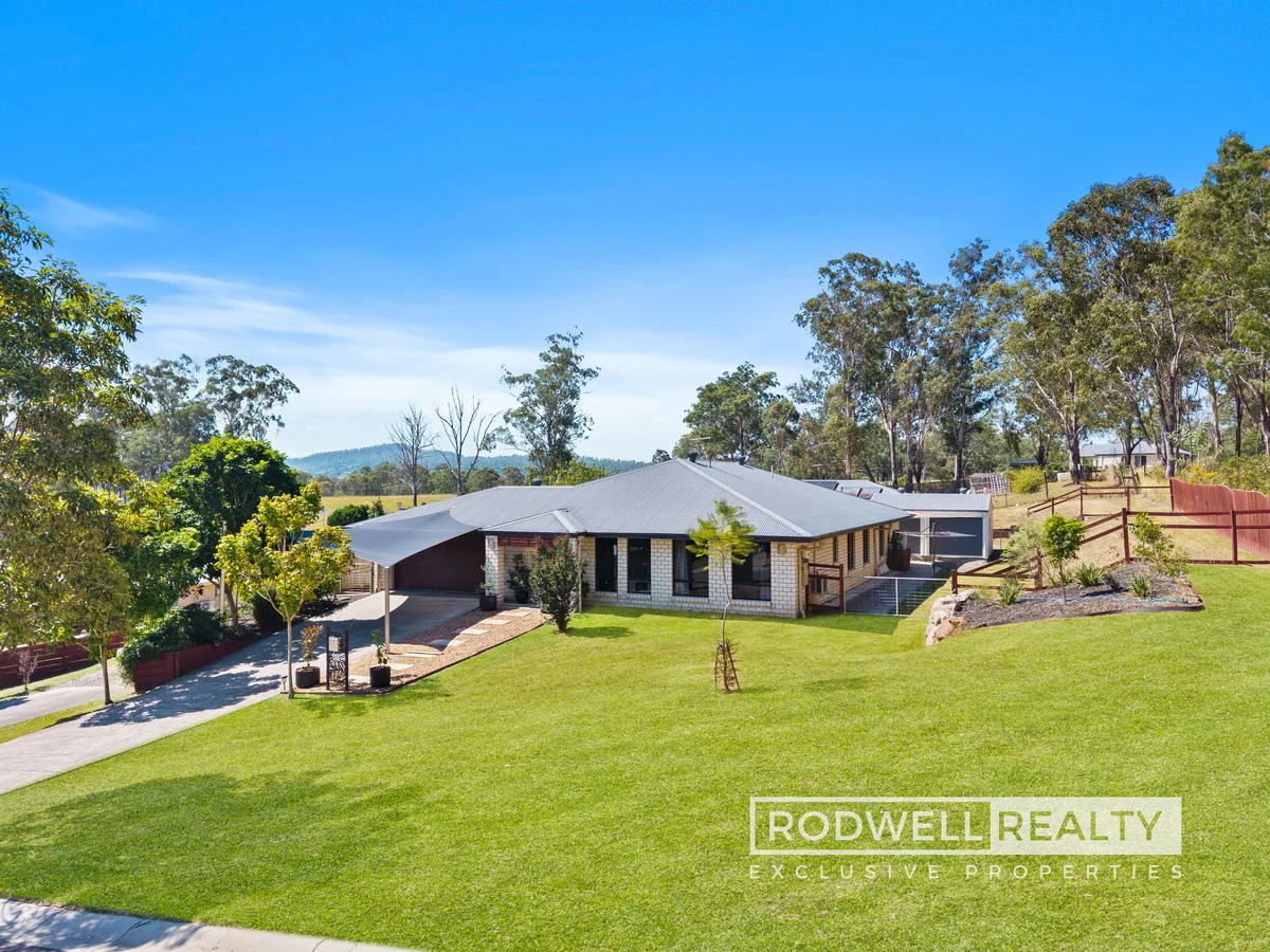 4 Whitby Place, Gleneagle QLD 4285