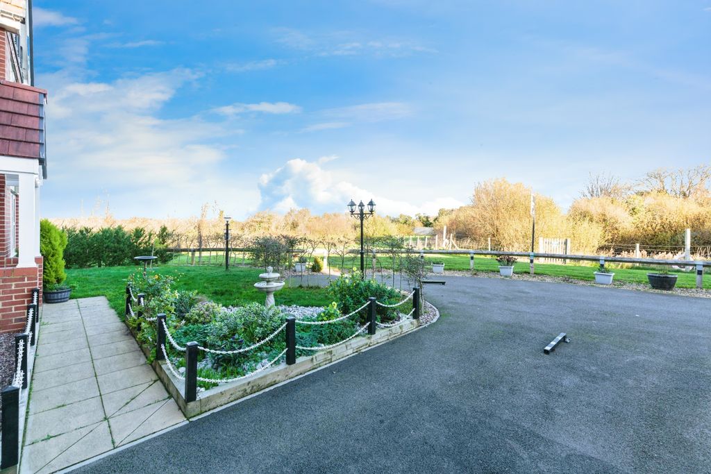 Additional image 20 of 4 bed detached house for saleLovejoy Close, Blackpool FY4