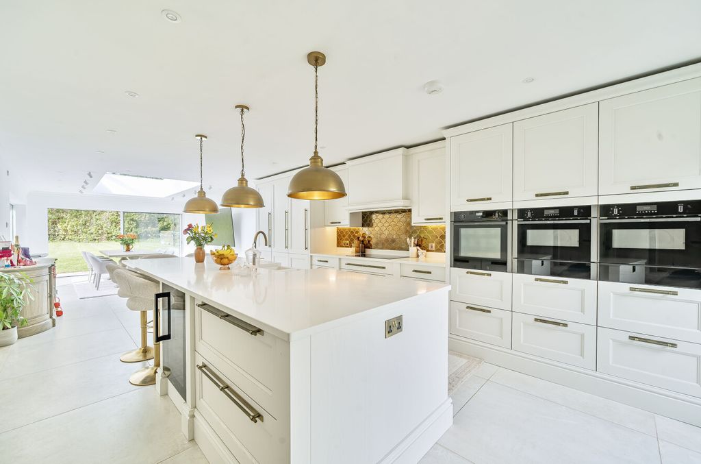 Additional image 2 of 5 bed detached house for saleArmstrong Road, Brockenhurst SO42