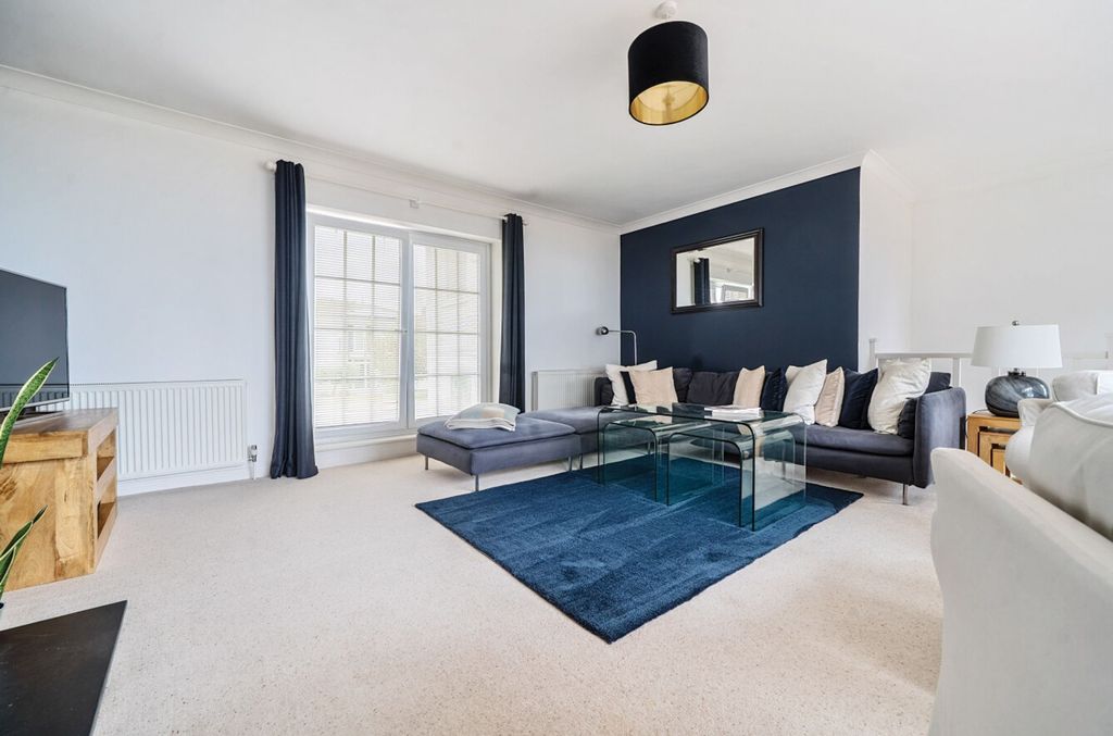 Additional image 8 of 3 bed detached house for saleWaters Edge, Aldwick PO21