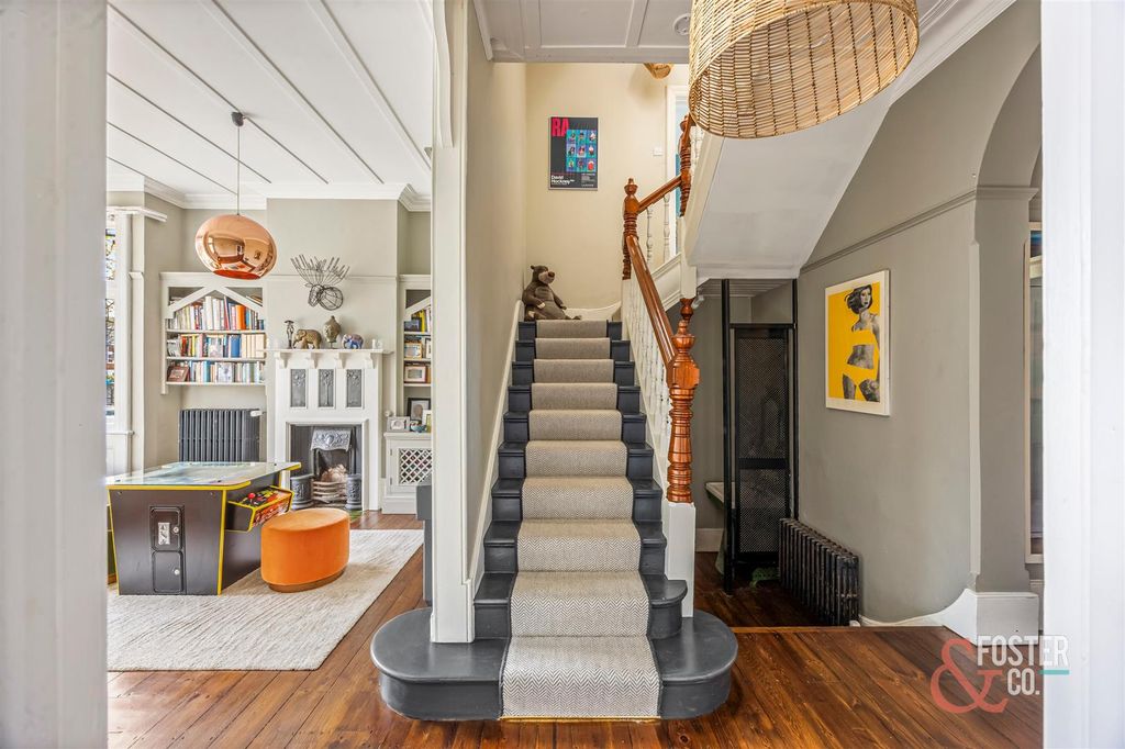 Additional image 15 of 6 bed detached house for saleSurrenden Road, Brighton BN1
