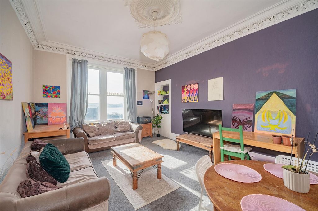 Additional image 2 of 2 bed flat for saleHawkhill, Dundee DD2