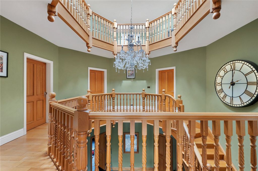 Additional image 8 of 5 bed detached house for saleBack Lane, Drighlington, Bradford, West Yorkshire BD11