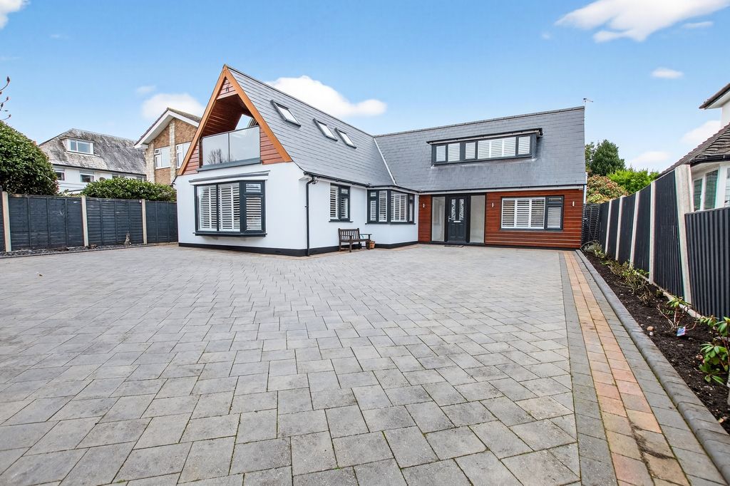 Additional image 24 of 4 bed detached house for salePenrith Road, Bournemouth BH5