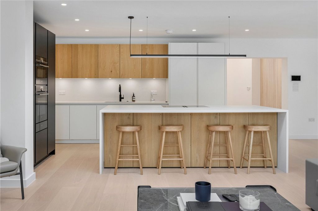 Additional image 3 of 5 bed detached house for saleDurham Avenue, Bromley BR2