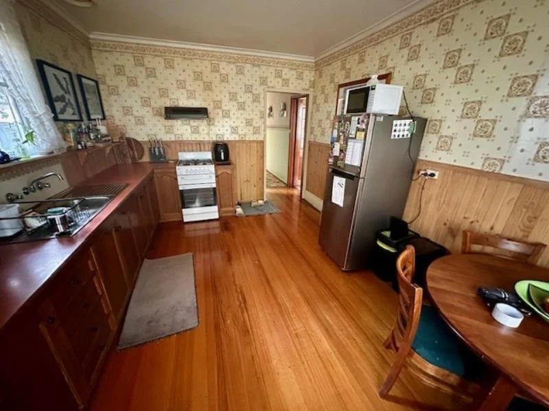 2 Little Crescent, Traralgon VIC 3844 photo 3
