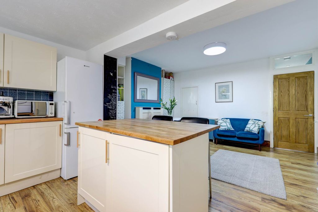 Additional image 13 of 4 bed terraced house for saleVictoria Road, Blandford Forum DT11