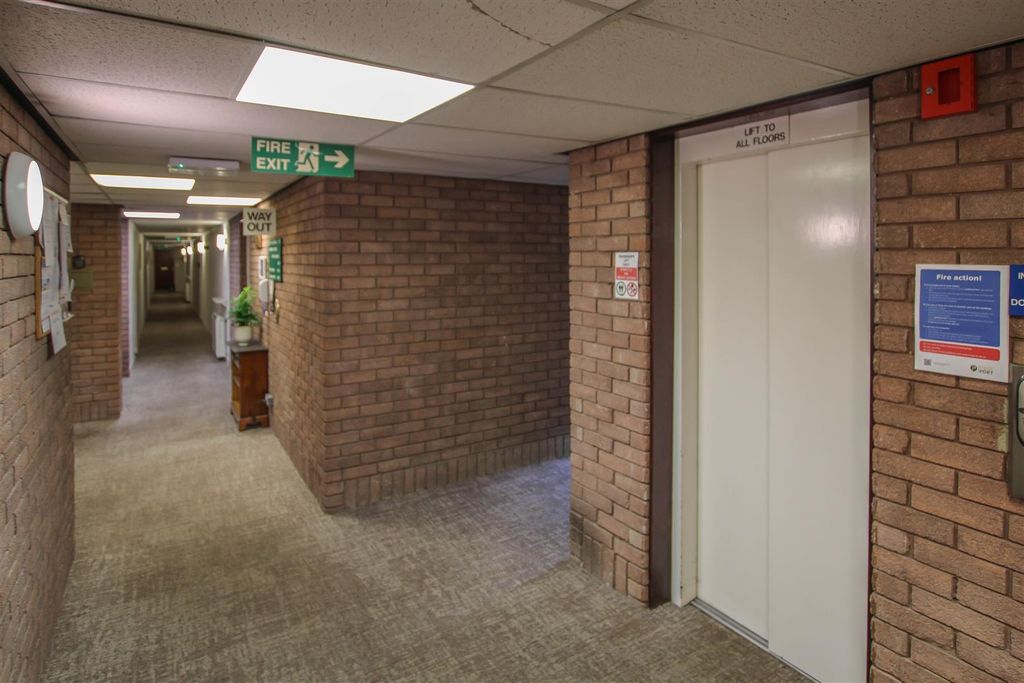 Additional image 9 of 1 bed flat for saleSawyers Hall Lane, Brentwood CM15