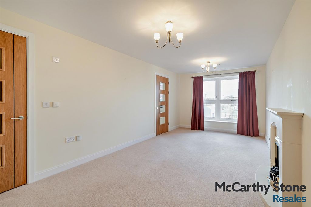 Additional image 4 of 1 bed flat for saleBlake Court, Northgate, Bridgwater TA6