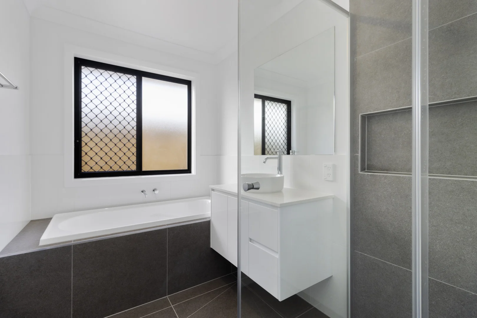 Additional image 12 of 3 Legacy Dr, Flinders View QLD 4305