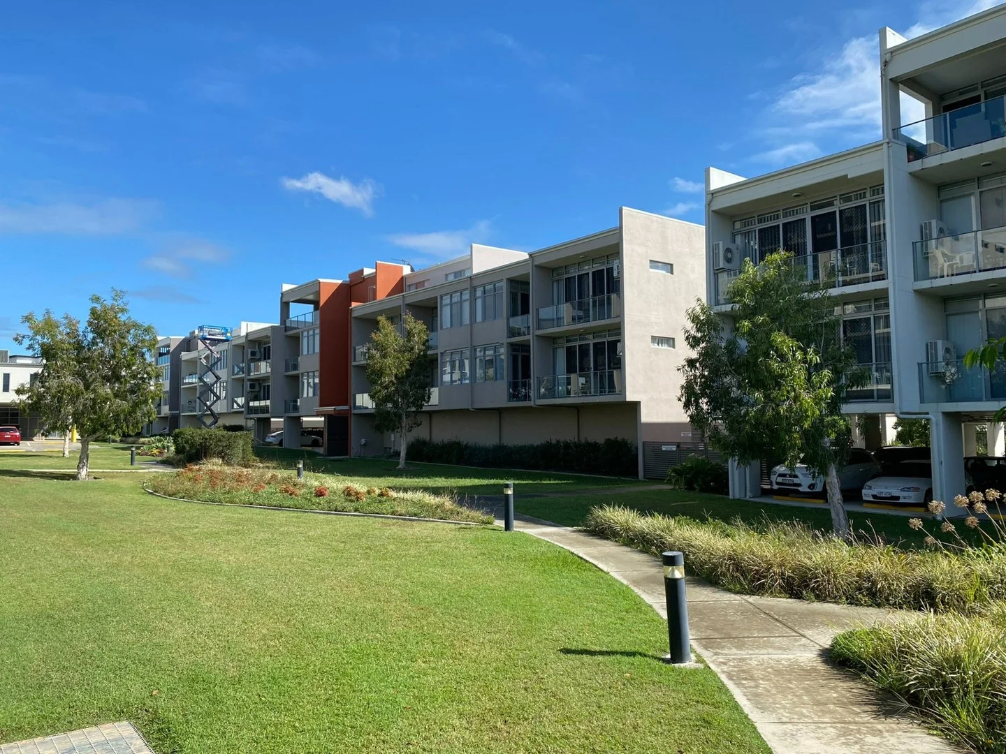 30/3 mclennan Crt, North Lakes QLD 4509