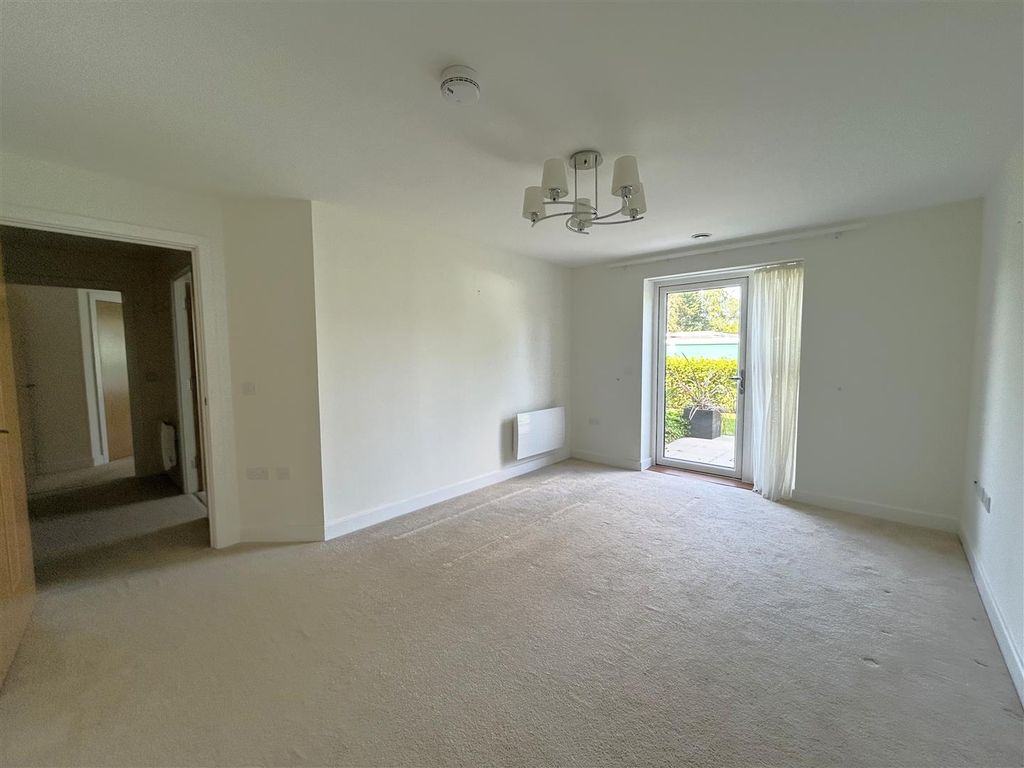 Additional image 5 of 2 bed flat for saleFlood Lane, Bridport DT6