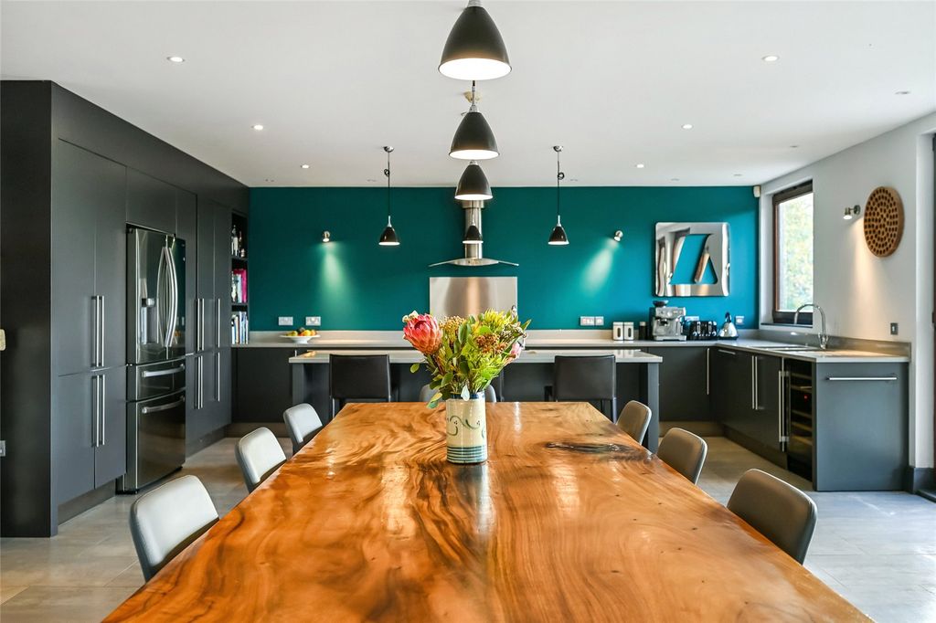 Additional image 8 of 4 bed detached house for saleSmugglers Lane, Bosham, West Sussex PO18