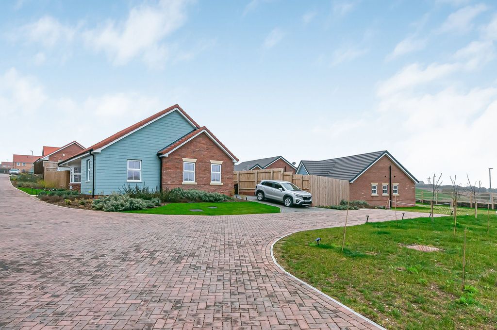 Additional image 23 of 2 bed bungalow for saleTowse Pasture, Bridlington YO16