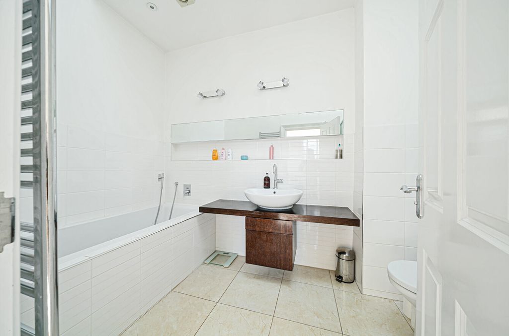 Additional image 24 of 5 bed detached house for saleBarnet Wood Road, Hayes, Bromley, Kent BR2