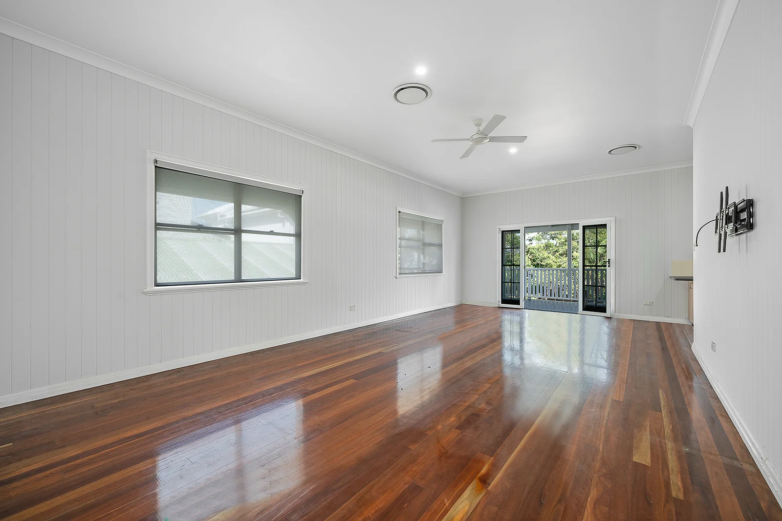 Additional image 3 of 18 Tingal Road, Wynnum QLD 4178