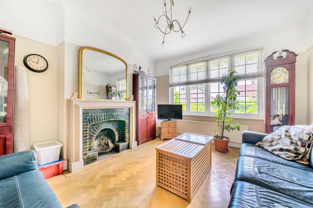 Additional image 8 of 5 bed detached house for saleHayes Lane, Hayes, Kent BR2