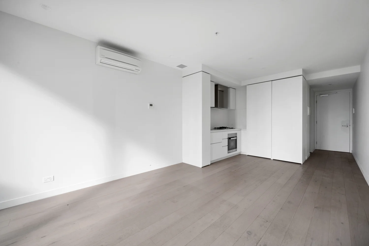 Additional image 2 of 2215/135 A'Beckett Street, Melbourne VIC 3000