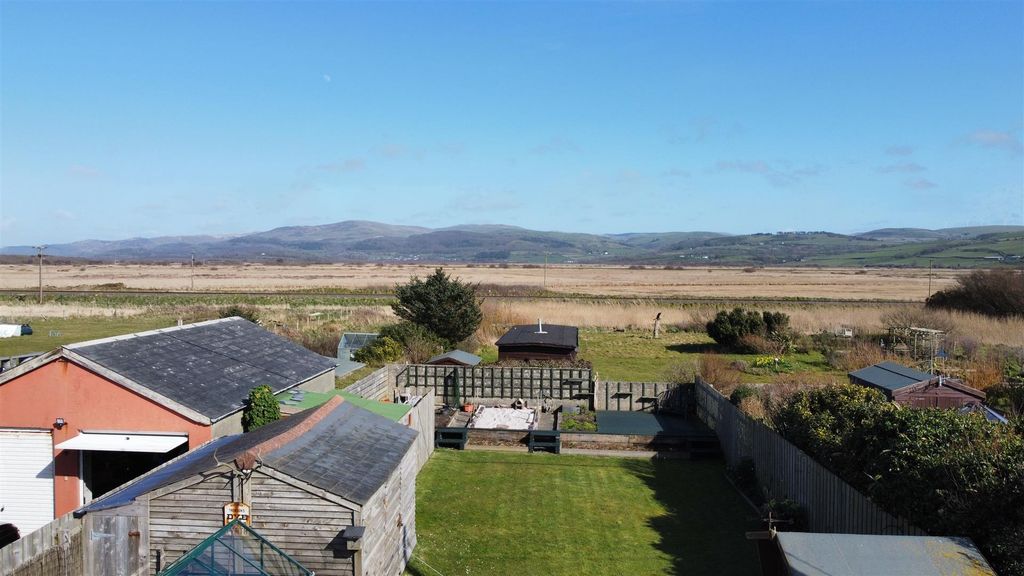 Additional image 6 of 4 bed detached house for saleBorth SY24