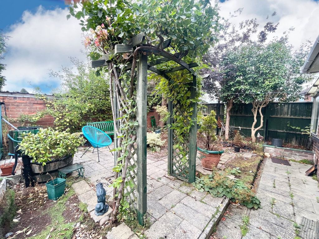 Additional image 18 of 2 bed bungalow for saleAcres Road, Brierley Hill DY5