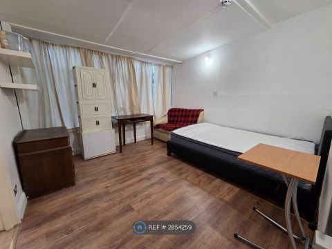 Strattondale Street, London E14, Room to rent