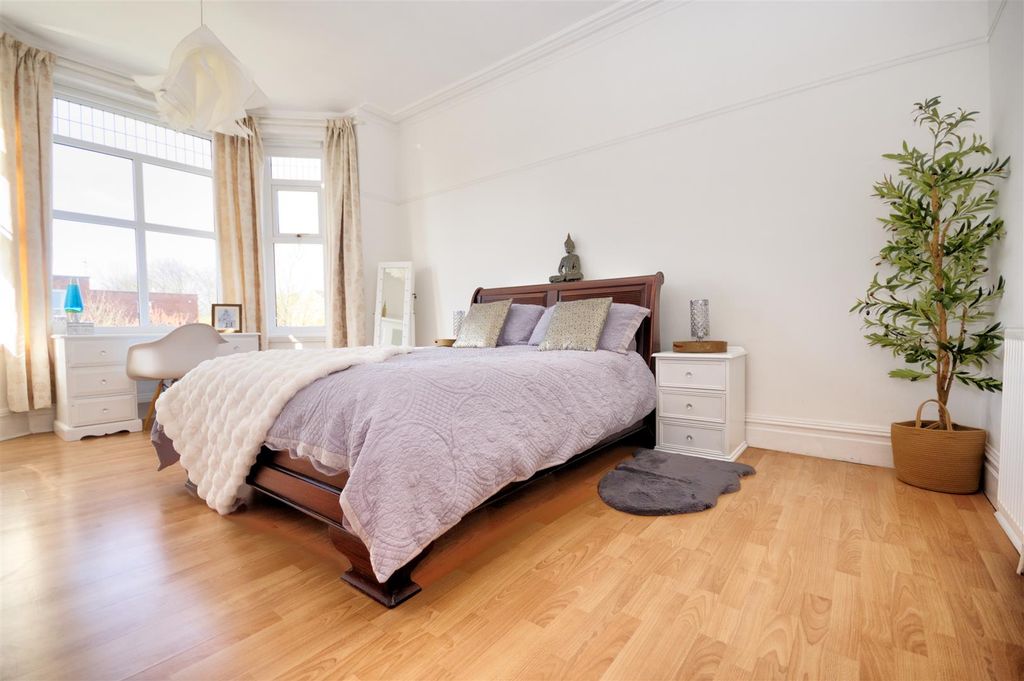 Additional image 15 of 8 bed semi-detached house for saleMerrilocks Road, Blundellsands L23