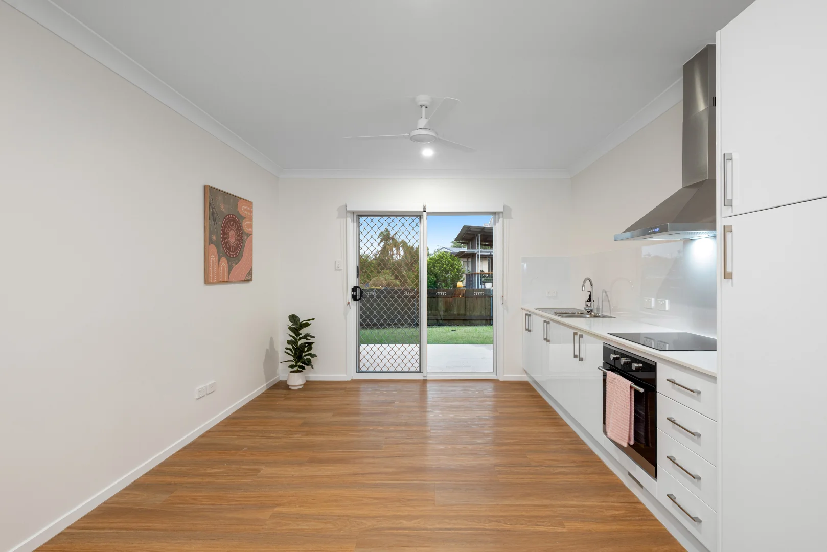 Additional image 3 of 2/28 Chaplin Street, Stafford Heights QLD 4053