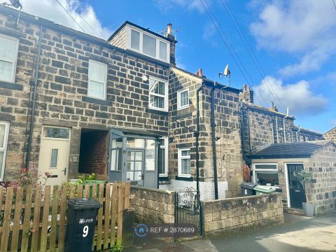 Gladstone Road, Rawdon, Leeds LS19