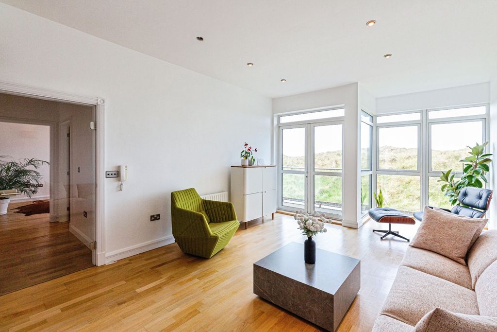 Additional image 14 of 2 bed flat for saleClifton Drive North, Lytham St. Annes FY8