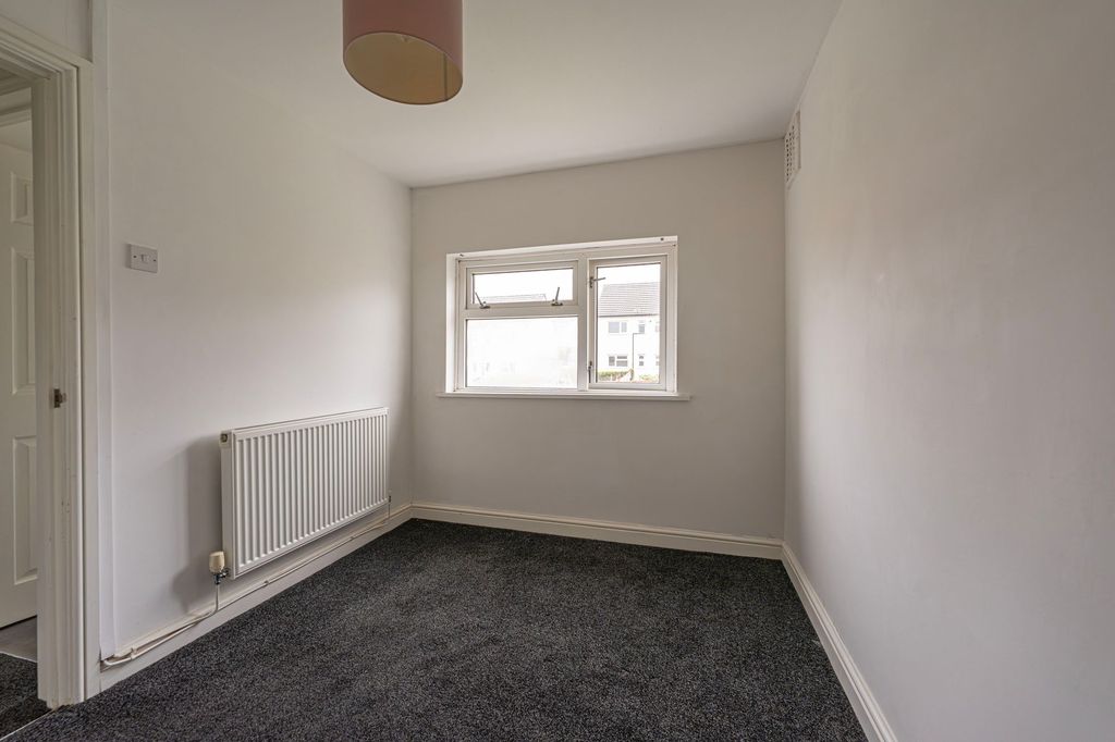Additional image 15 of 2 bed flat for saleSouth Avenue, Sebastopol NP4