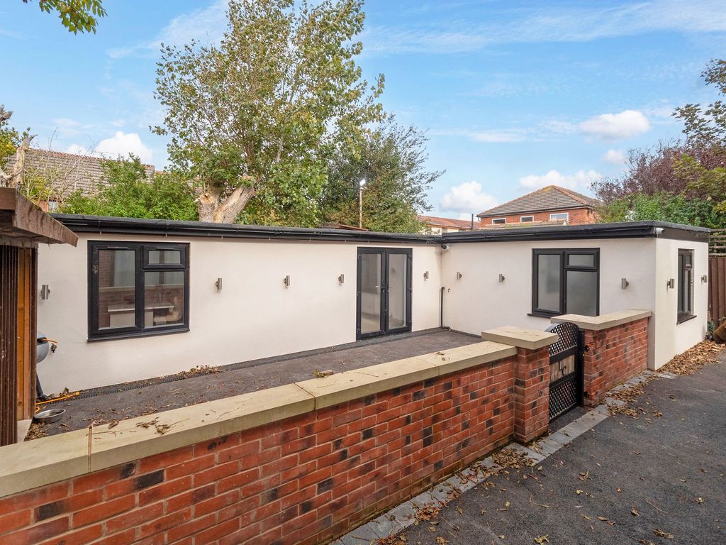 Additional image 4 of 5 bed detached house for saleCommon Edge Road, Blackpool FY4