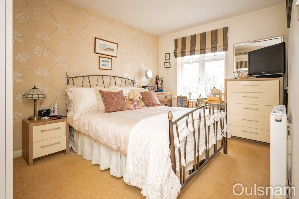 Additional image 5 of 2 bed flat for saleSt. Peters Close, Bromsgrove, Worcestershire B61