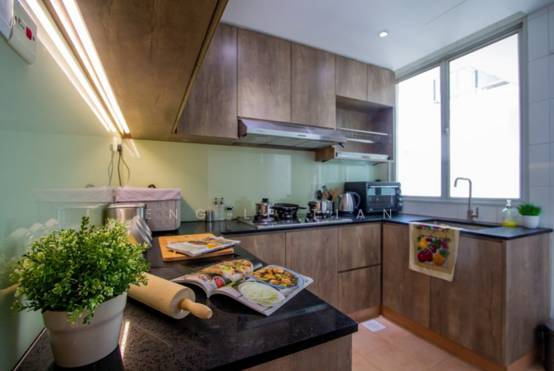 25 Moonstone Lane photo 3
