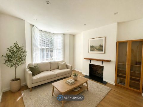 Saltoun Road, London SW2