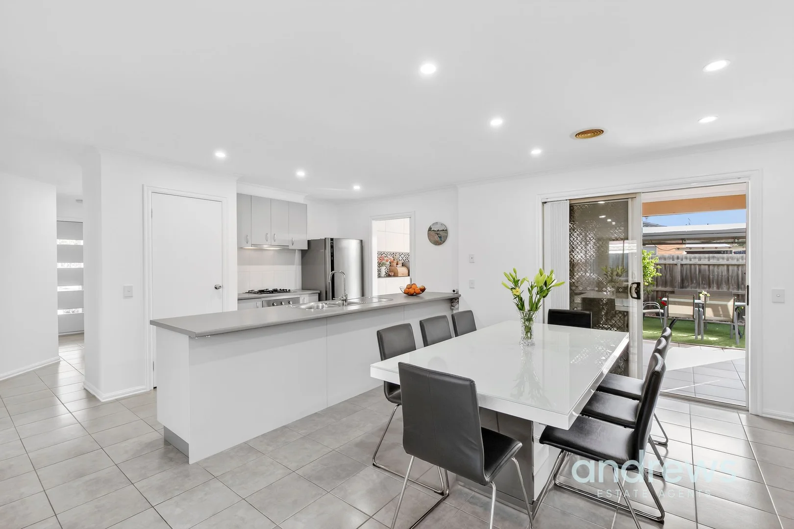 4 Nigella Avenue, Corio VIC 3214 photo 2