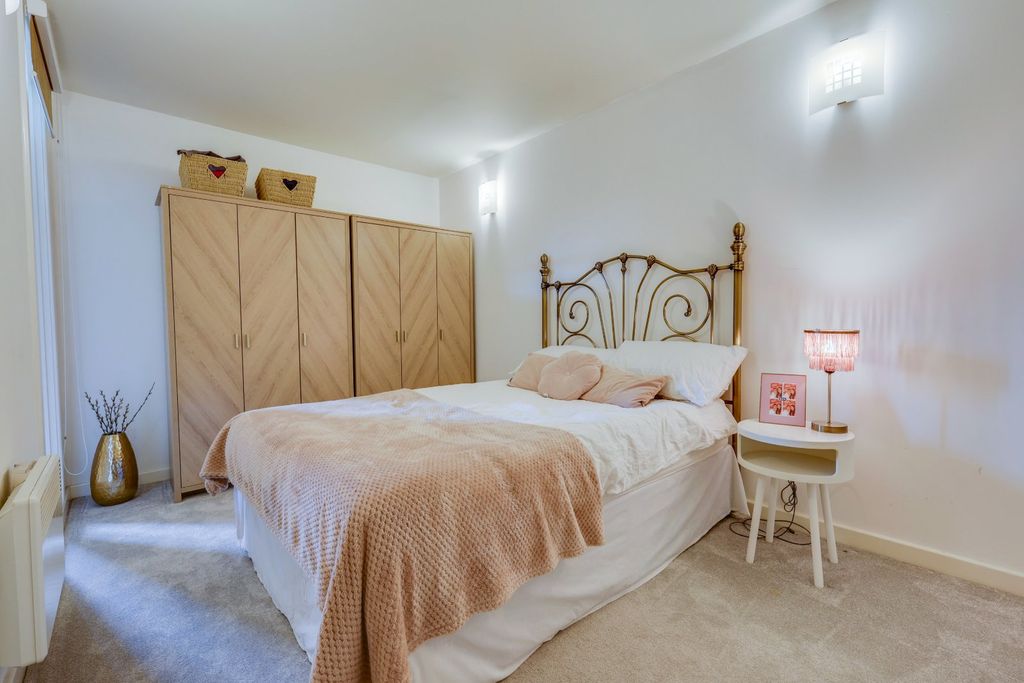 Additional image 12 of 2 bed flat for saleMeadow Road, Apperley Bridge, Bradford, West Yorkshire BD10