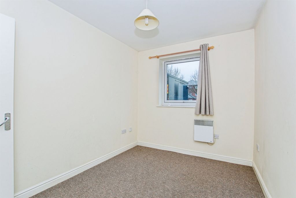 Additional image 6 of 2 bed flat for saleSutton Terrace, Boston PE21