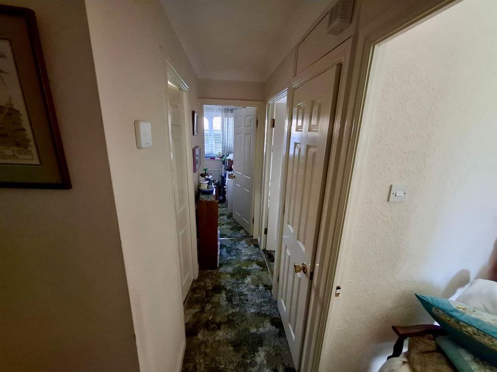 Additional image 13 of 2 bed flat for saleAlexandra Court, Bridlington YO15