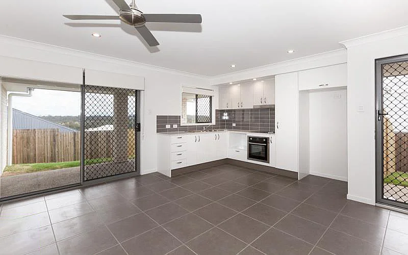 Additional image 3 of 2/16 Bulloo Crescent, Brassall QLD 4305