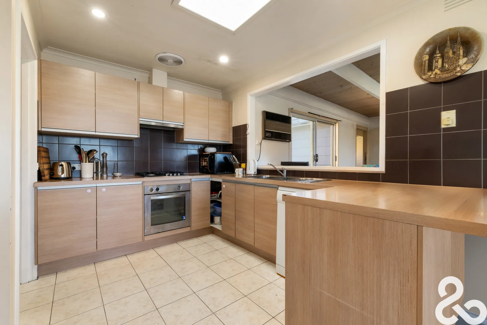 Additional image 5 of 8 Allan Avenue, South Morang VIC 3752