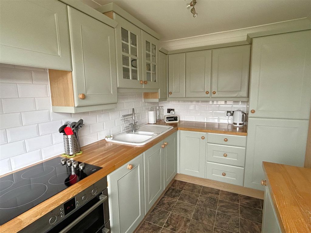 Additional image 7 of 2 bed flat for saleWest Bay, Bridport DT6