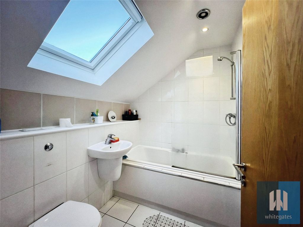 Additional image 4 of 2 bed flat for saleLime Tree Court, Grimescar Road, Huddersfield HD2