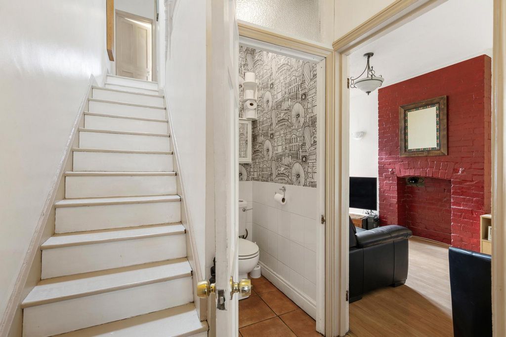 Additional image 7 of 3 bed terraced house for saleClitherow Road, Brentford TW8