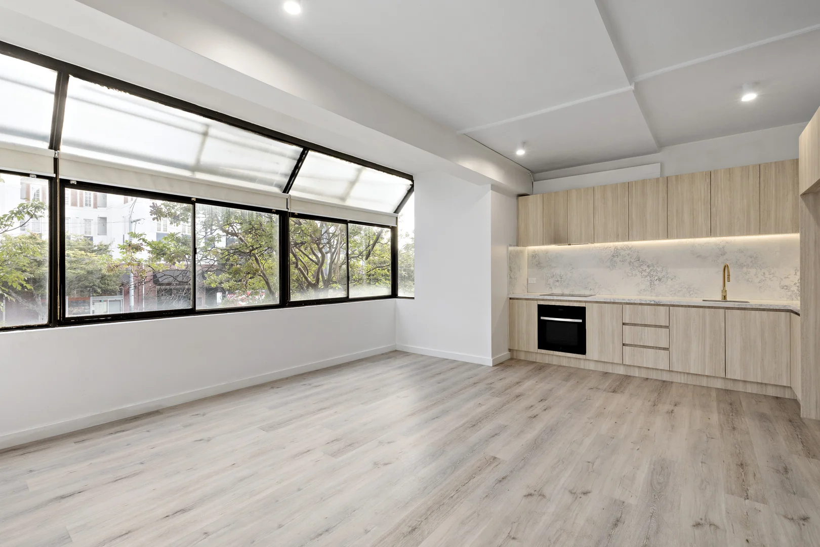 Additional image 3 of 2/20 Commercial Road, Melbourne VIC 3004