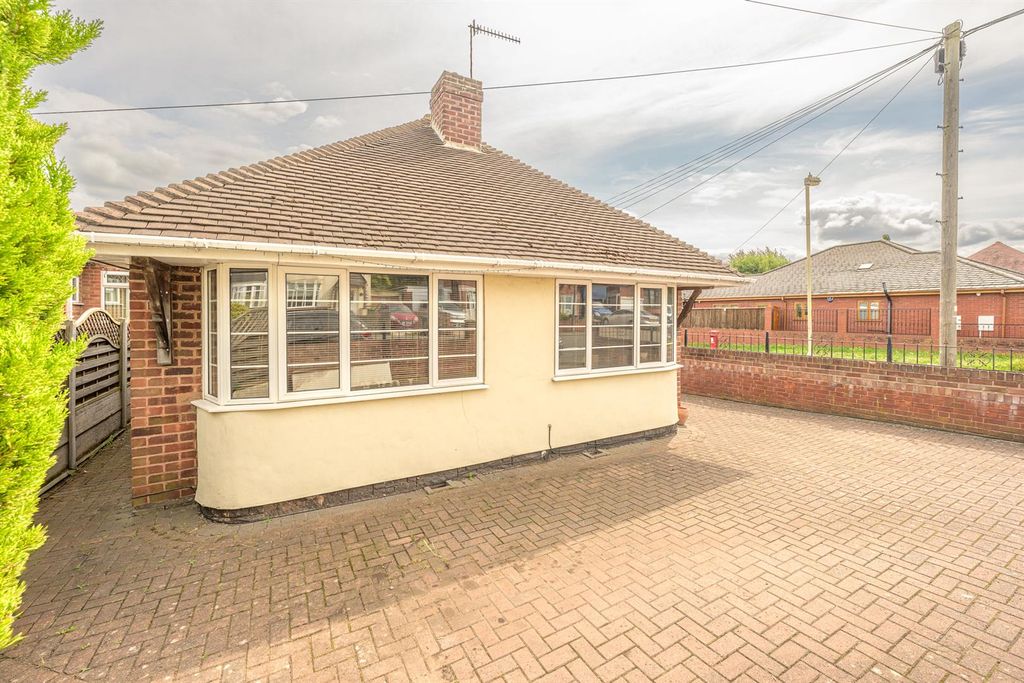 Additional image 26 of 3 bed detached bungalow for saleAcres Road, Brierley Hill DY5