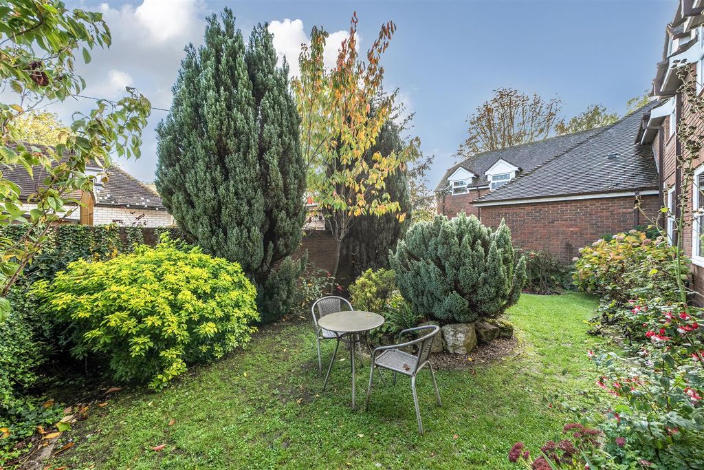 Additional image 12 of 2 bed flat for saleEast Street, Blandford Forum DT11