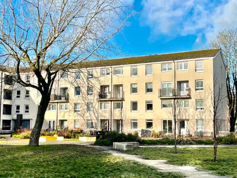 Ardessie Place, Wyndford, Glasgow G20